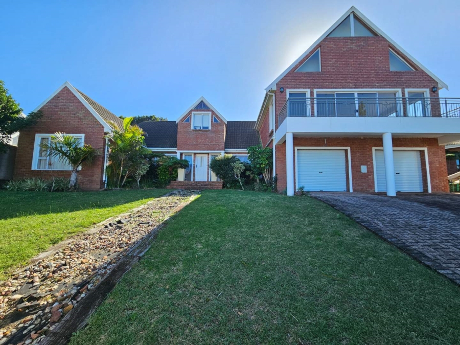 To Let 4 Bedroom Property for Rent in Lovemore Heights Estate Eastern Cape